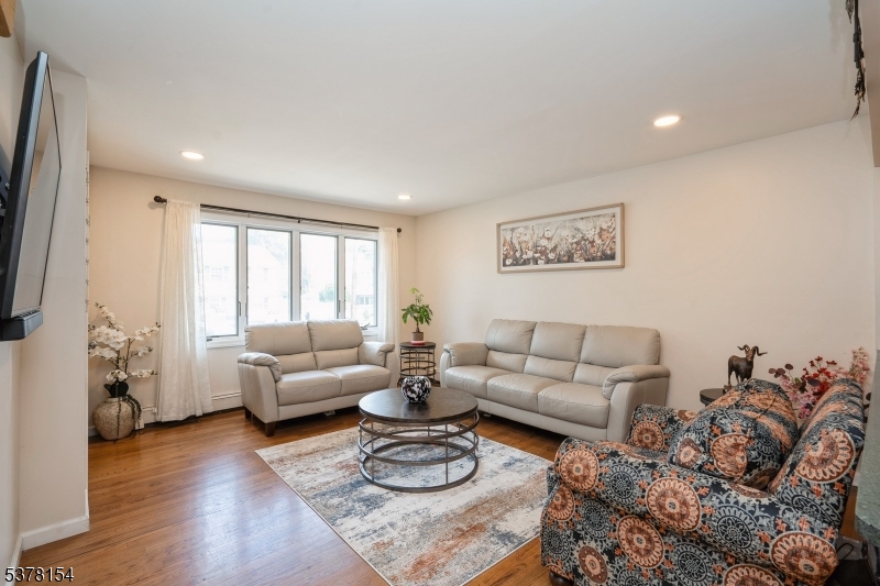 298 Nedellec Dr