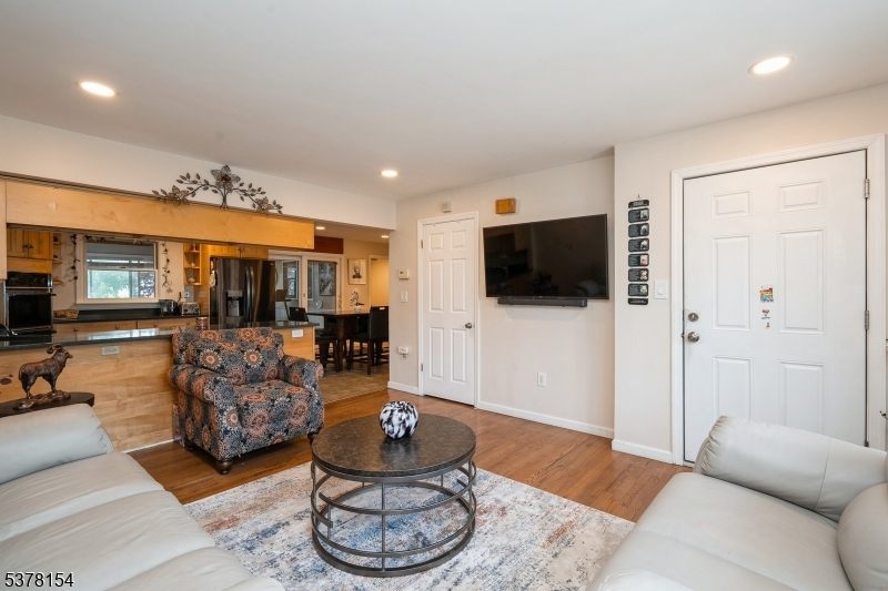 298 Nedellec Dr