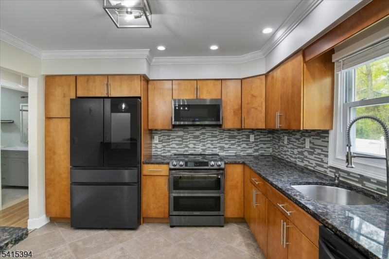 46 Fordham Trl
