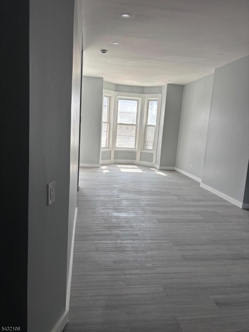 69 Columbia St 2
