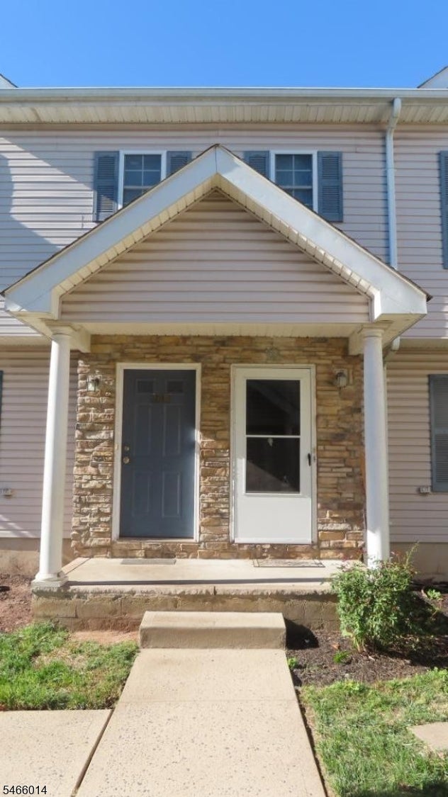 26A Henry St