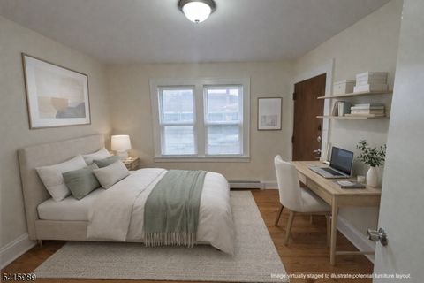 78 Long St 1R East Orange City NJ 07017