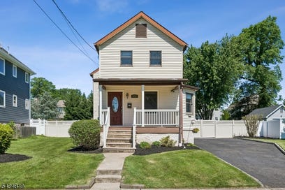 624 Downer St Westfield Town NJ 07090