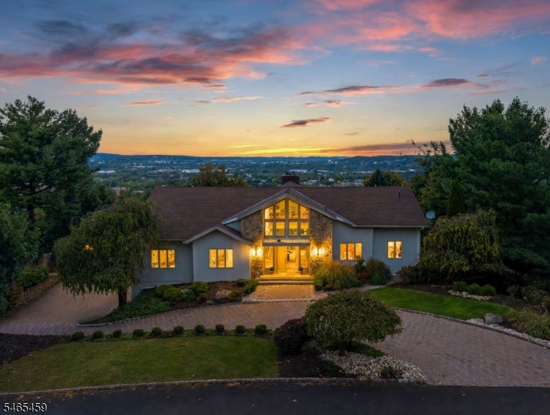 5 Jennie Ct