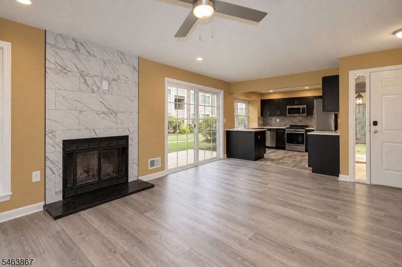 251 Broadmoor-6 6