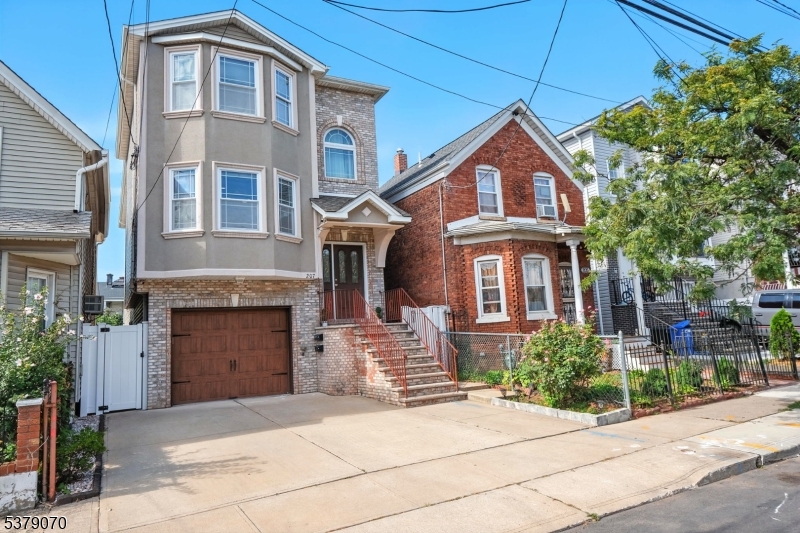 207 Atlantic St