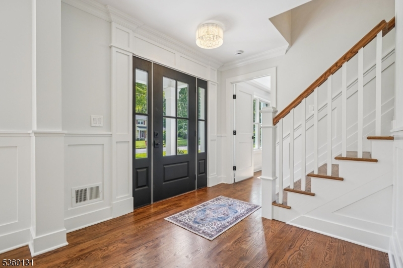 40 Sherbrooke Dr