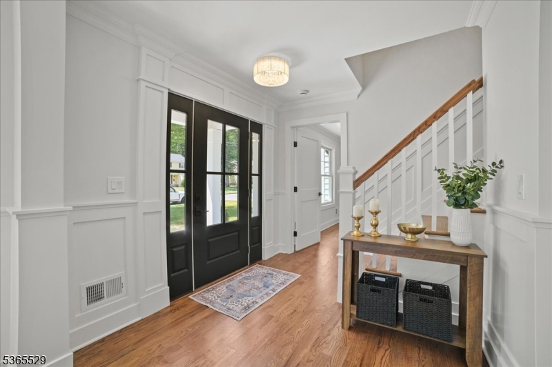 40 Sherbrooke Dr
