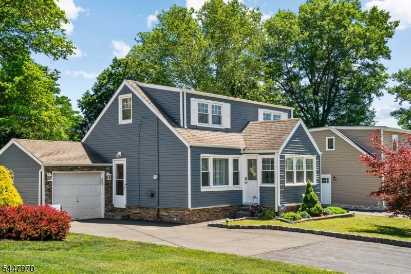 10 Dale Dr