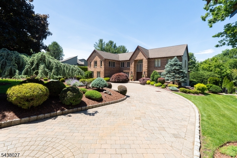 10 Pinnacle Pt