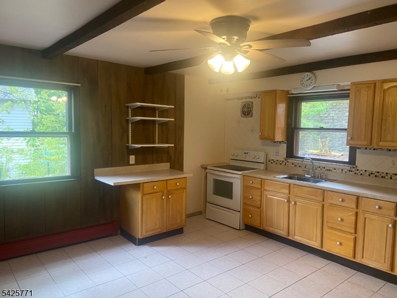 1116 Saint Louis Ave