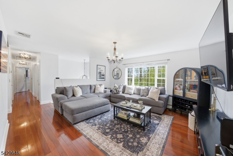 7 Brendona Ave