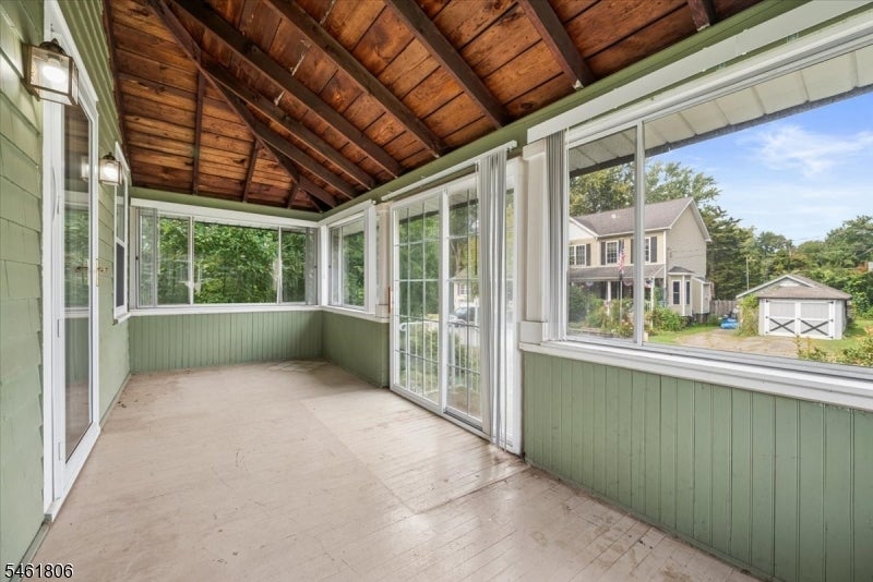 36 Cooks Rd