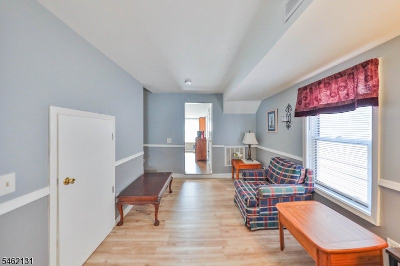 34B Bennett St