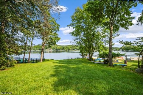 59 W Lake Shore Dr Rockaway Twp. NJ 07866