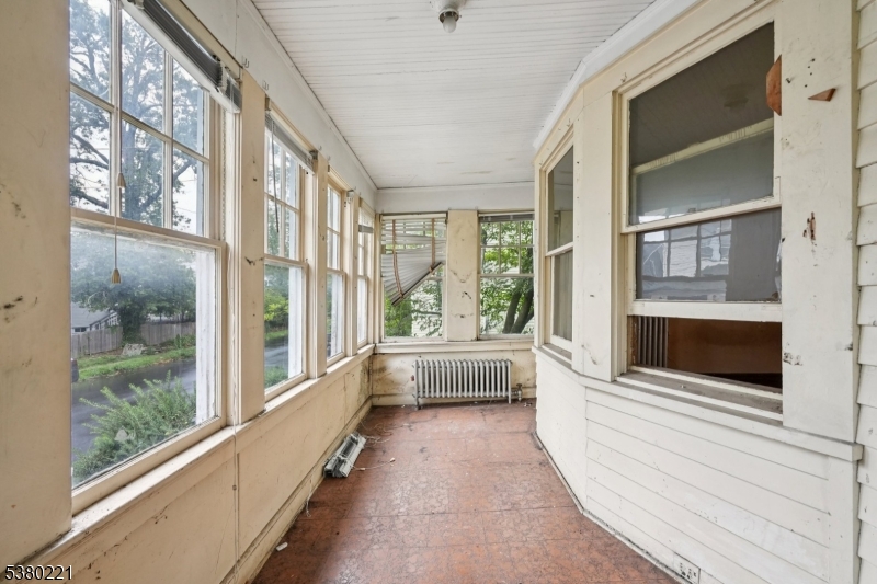 61 Concord Ave