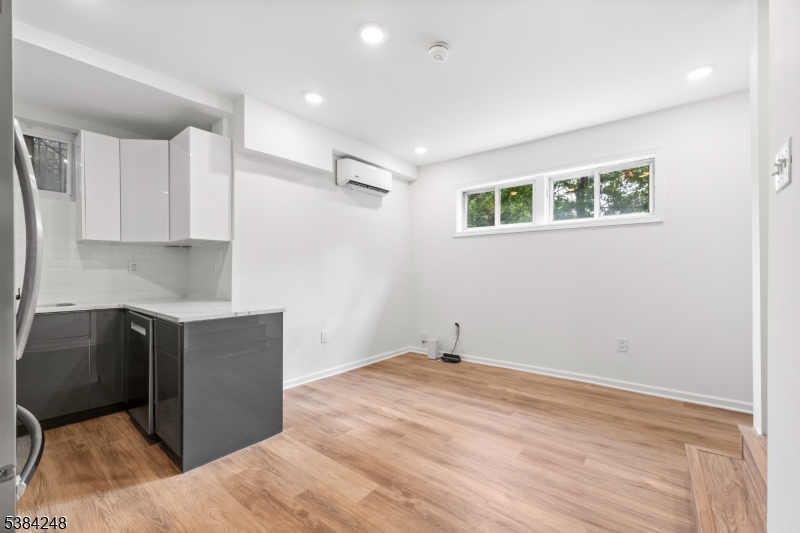 407 Park Ave