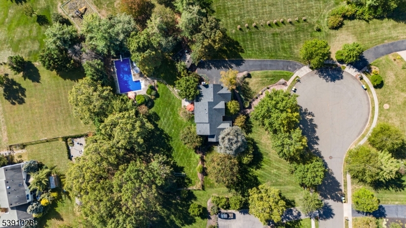11 Briar Hill Ct