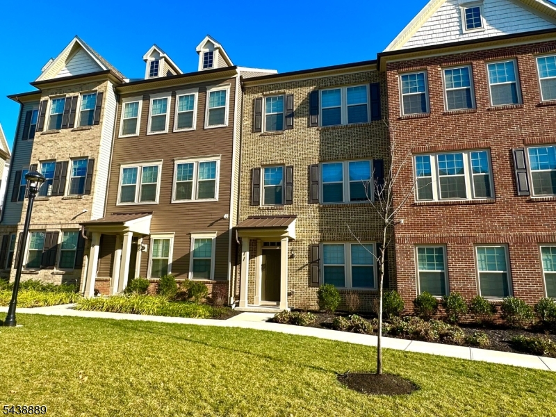 11 Gala Ct