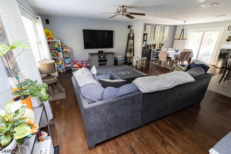 34 Crestwood Rd