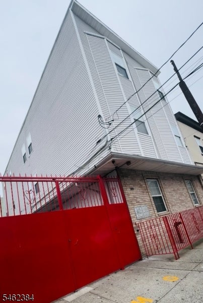 109-111 Fleming Ave