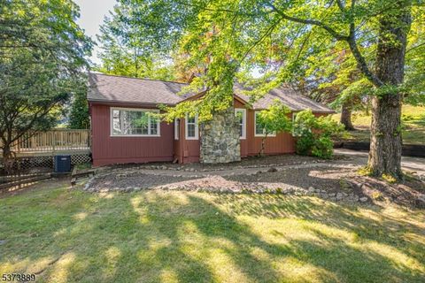 21 Seneca Trl Sparta Twp. NJ 07871