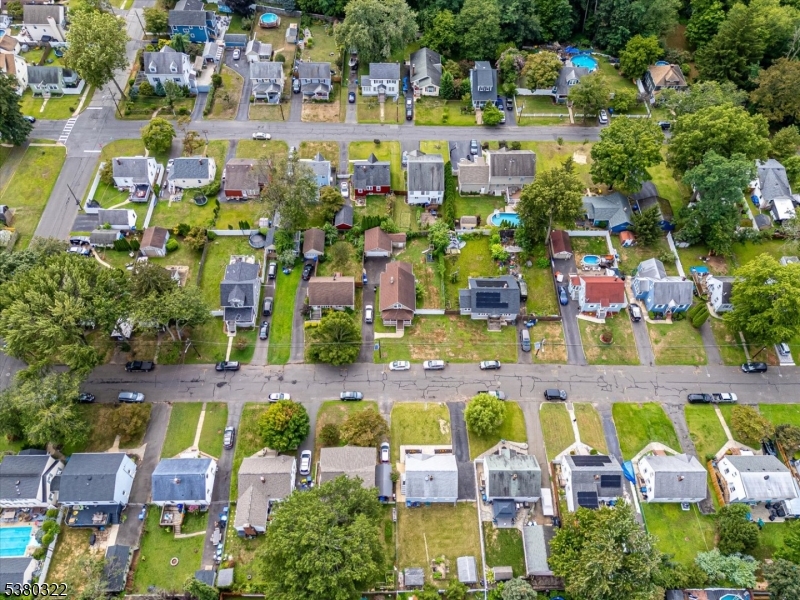 220 Stephenson Ave
