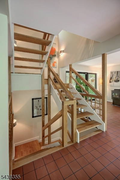 37 Guinea Hollow Rd