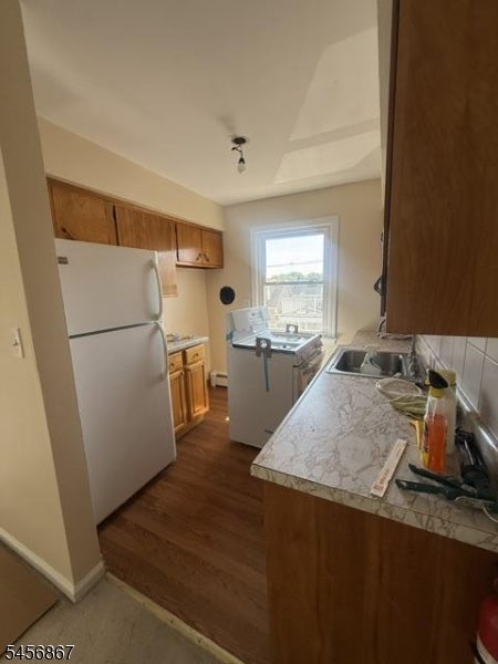 718-720 Stuyvesant Ave 2B