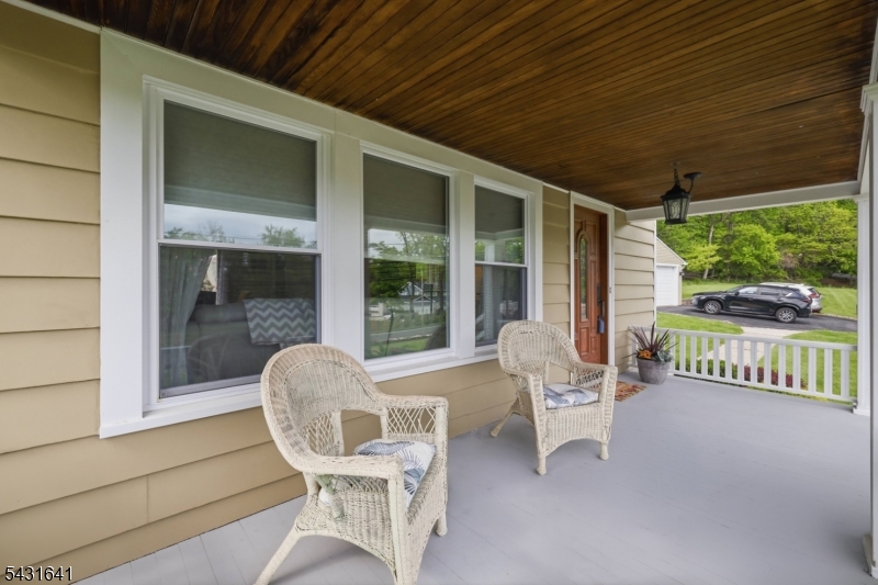 59 Mount Horeb Rd