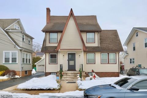 24 Hewitt Ave Belleville Twp. NJ 07109