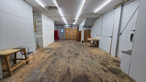 386-390 River St Paterson City NJ 07524