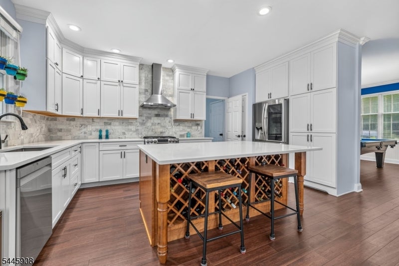 53 Highwood Rd