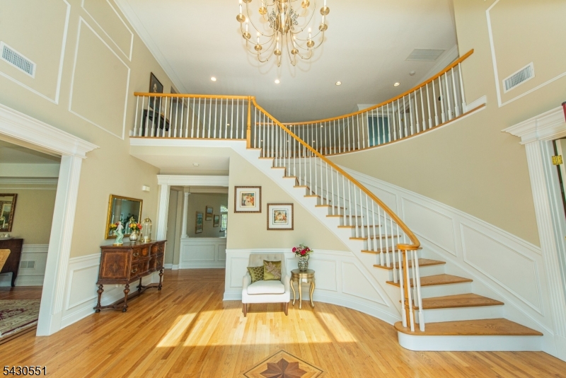 5 Julia Ct