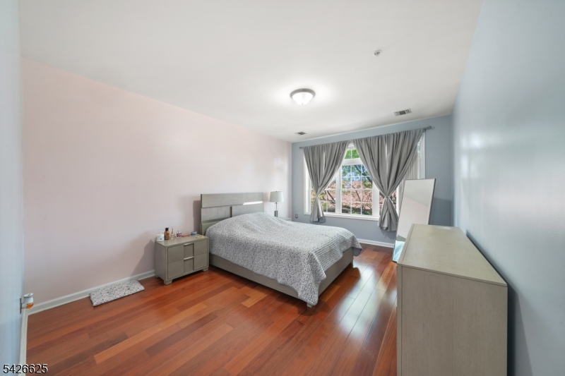 104 E Elizabeth Ave 310