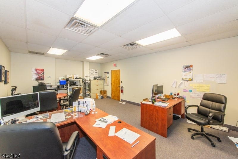 59 E Mill Rd