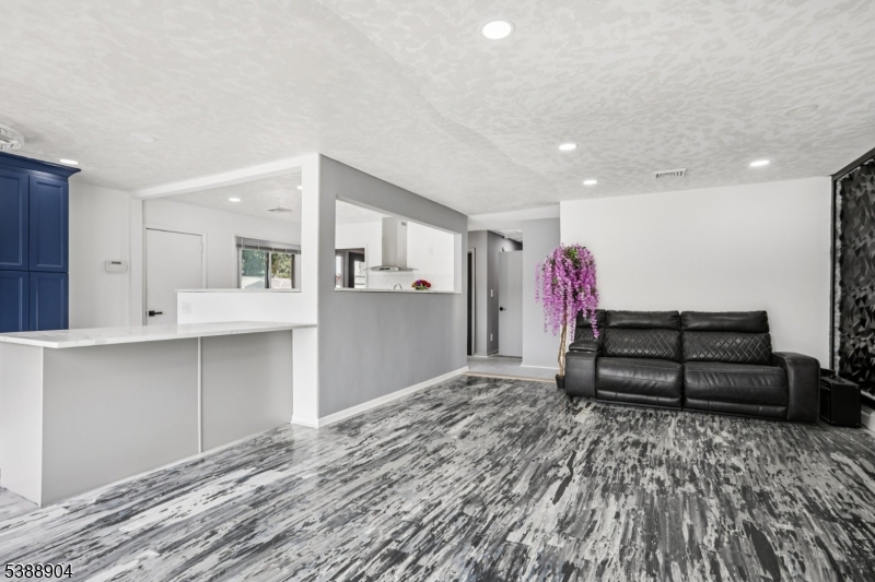 112 Park Pl