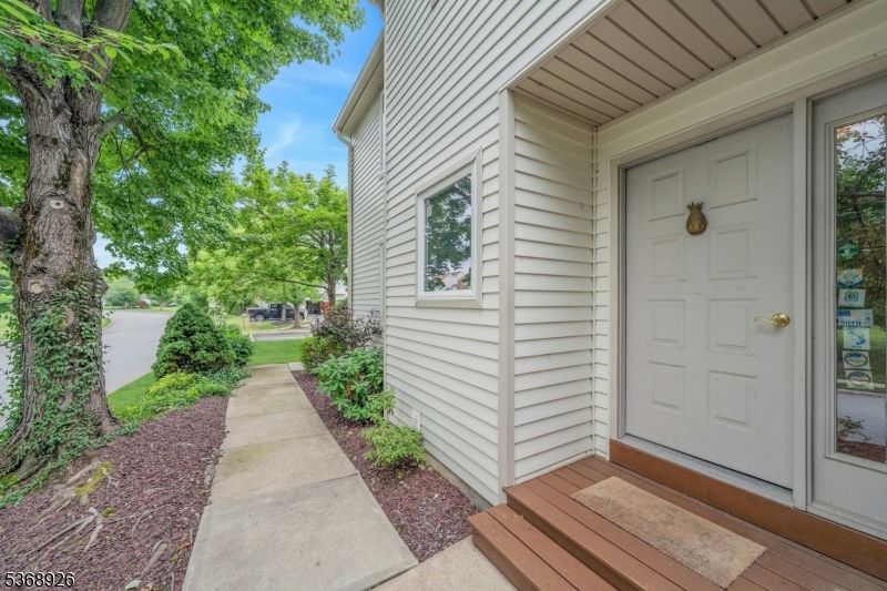 1 Independence Ct