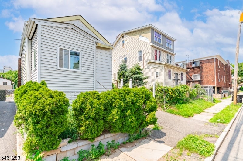 59 Augusta St