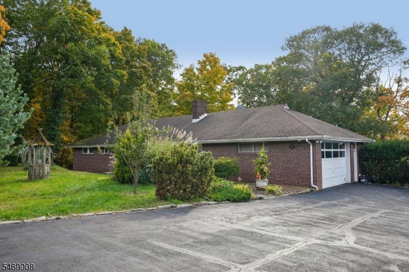 767 Berdan Ave