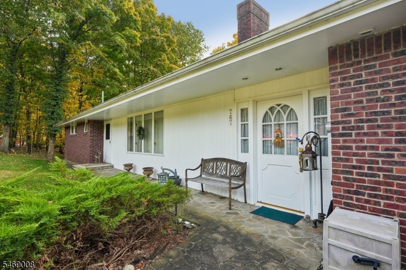 767 Berdan Ave