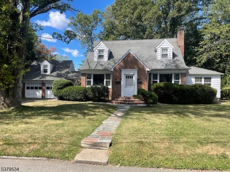 134 Chestnut St