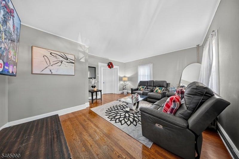 40 W Fairview Ave