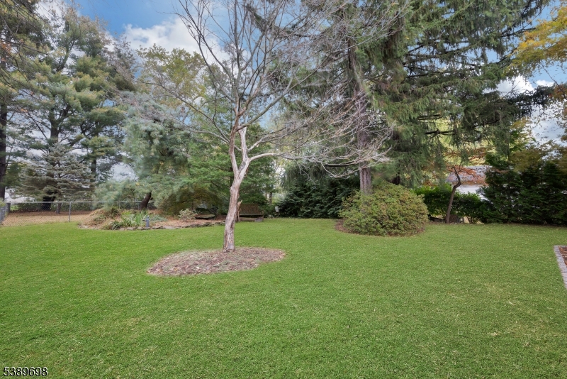 60 Tooker Ave