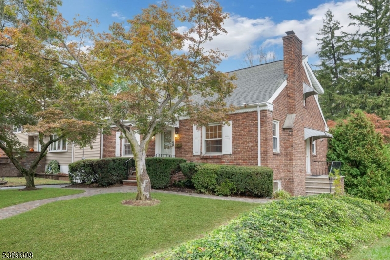 60 Tooker Ave