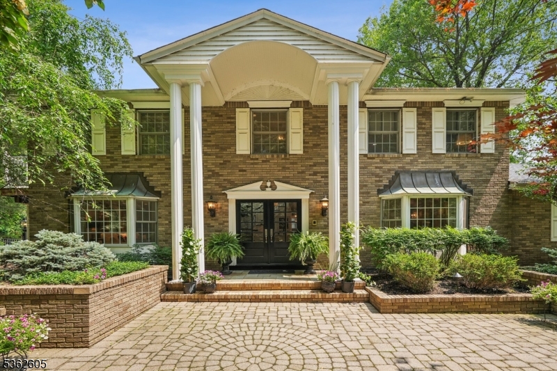 63 Stony Brook Rd
