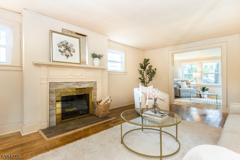 42 Franklin Pl