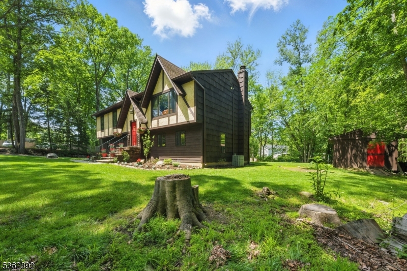 111 Redgate Rd
