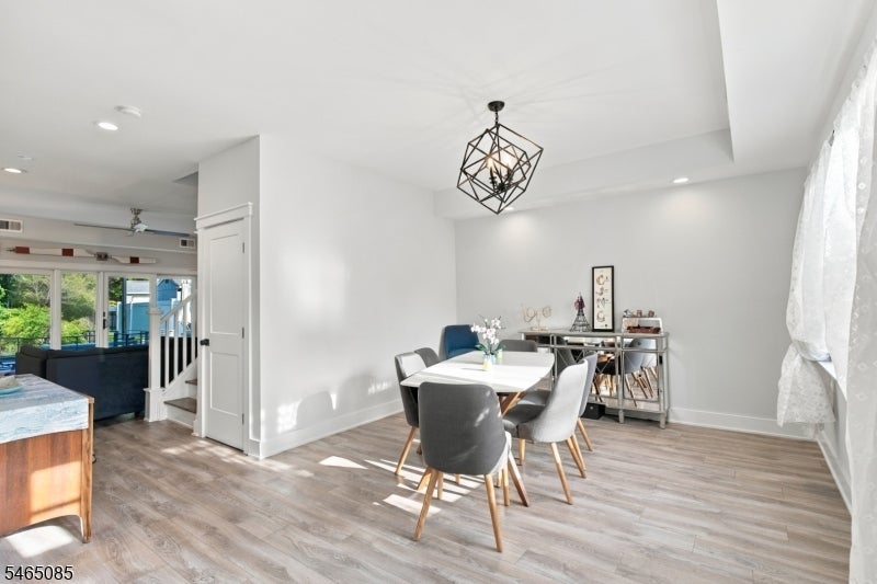 27 Marshall Pl