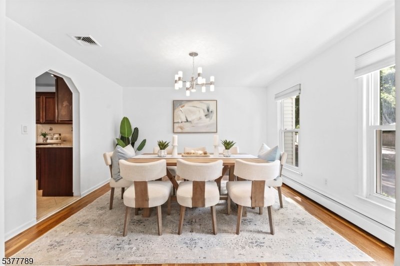 36 Scarsdale Dr